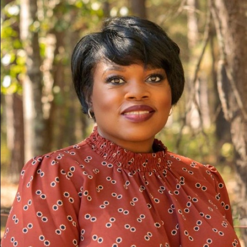 Meet your Posher, Roslyn